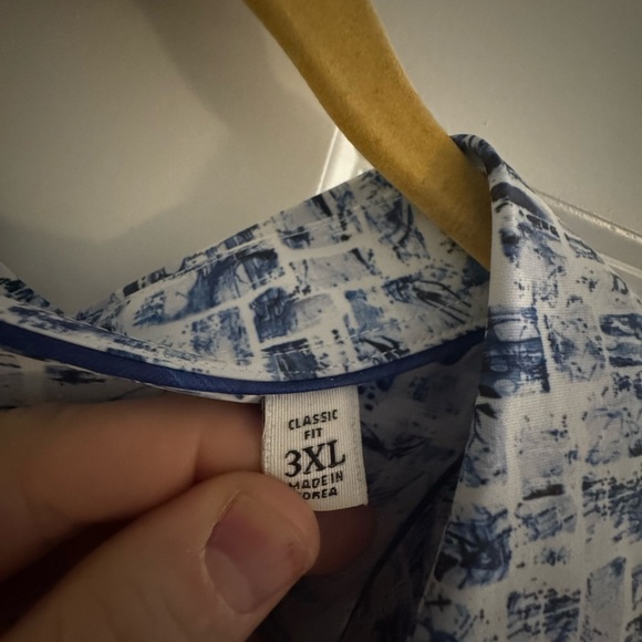 Robert Graham Button Down Shirt - Picture 3 of 4